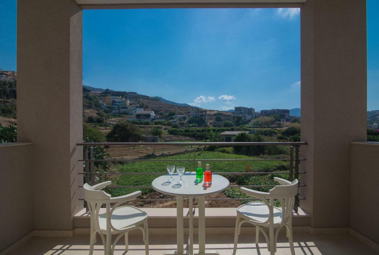 Gras Houses - Near To Sandy Beach Agia Pelagia  Extérieur photo